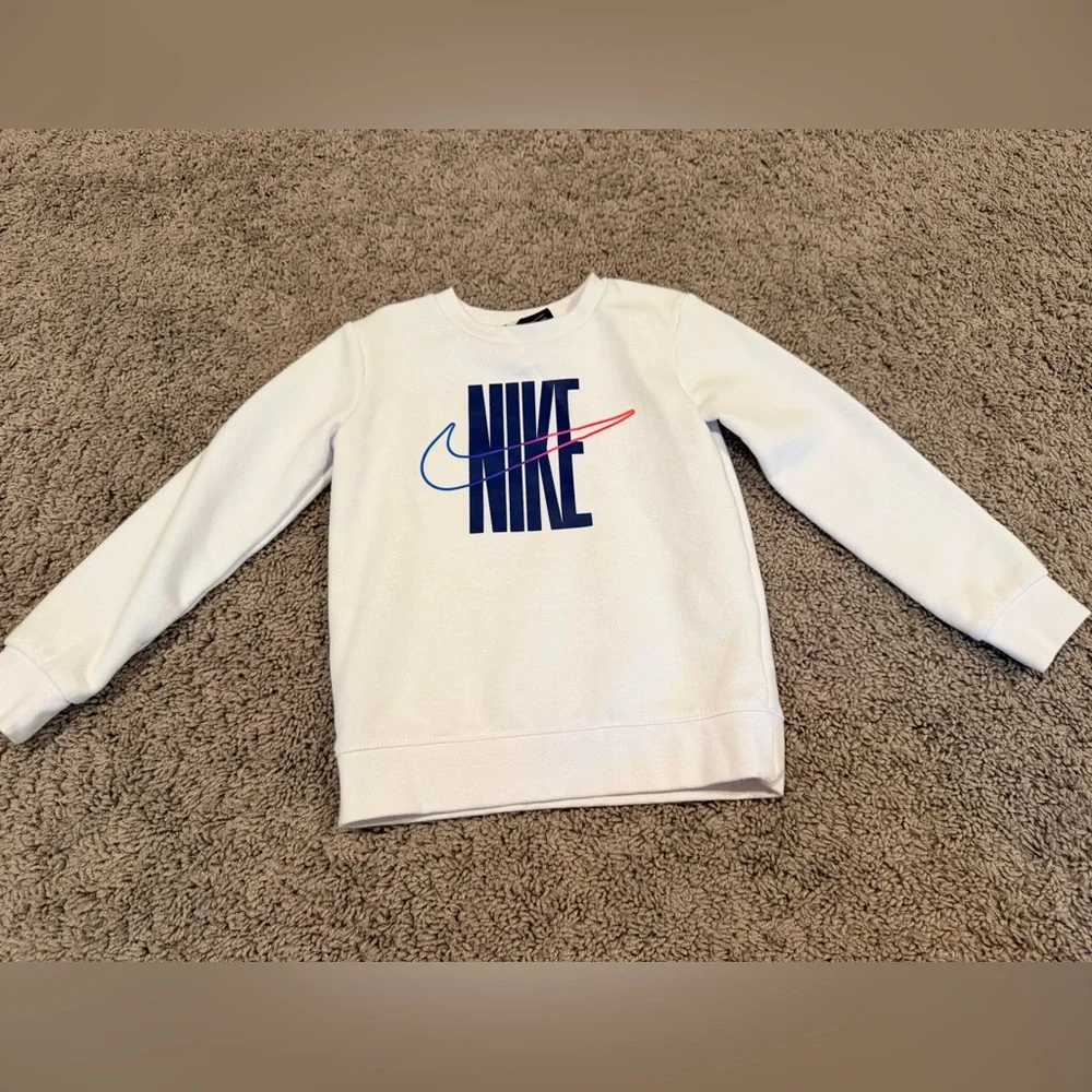 Nike White Crewneck Sweatshirt with Navy Logo and Blue/Red Swoosh